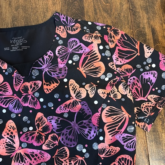 Bundle of 2 scrub tops. - Picture 8 of 10